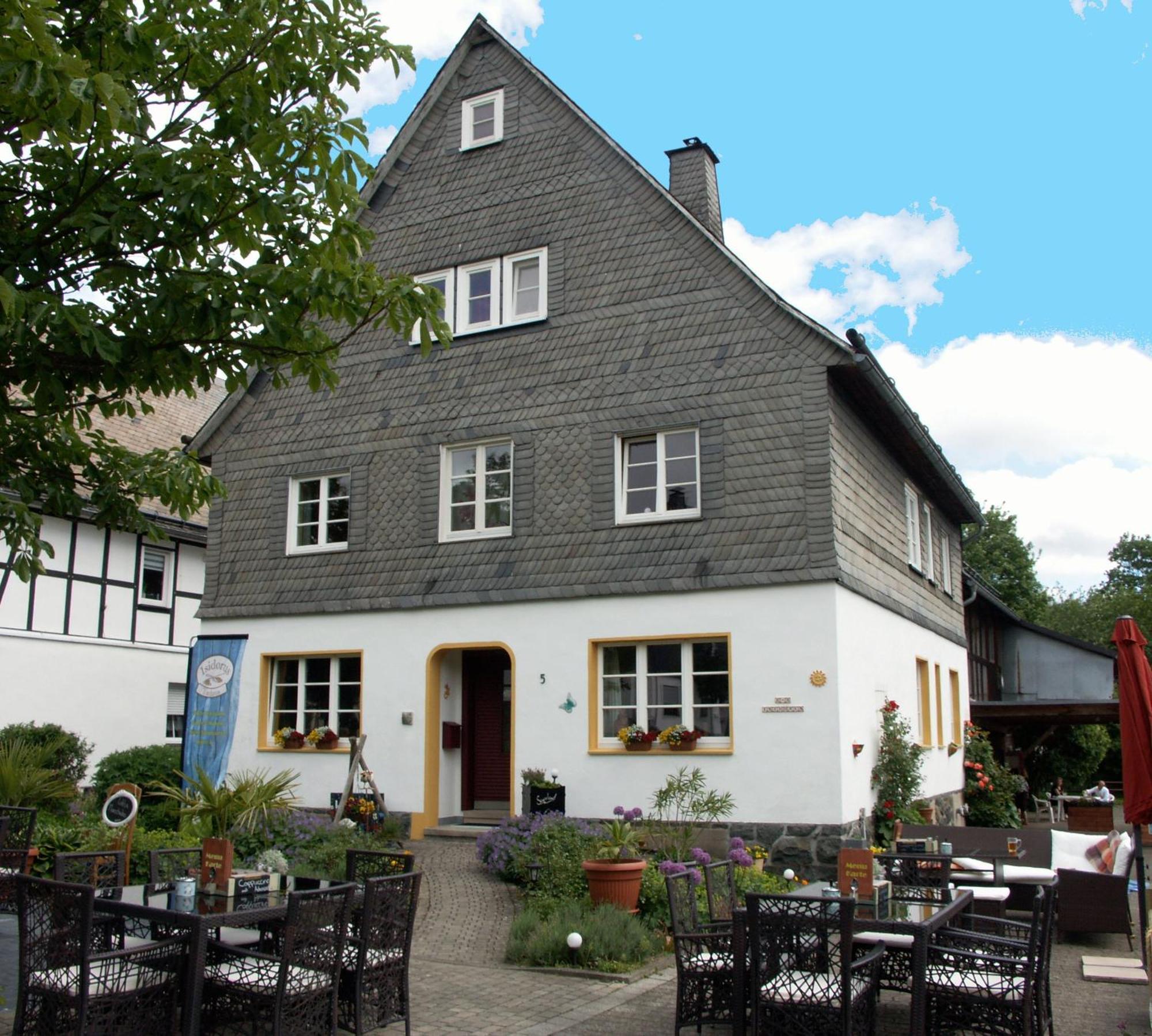 Trekkershut Isidorus Aparthotel Winterberg Exteriör bild